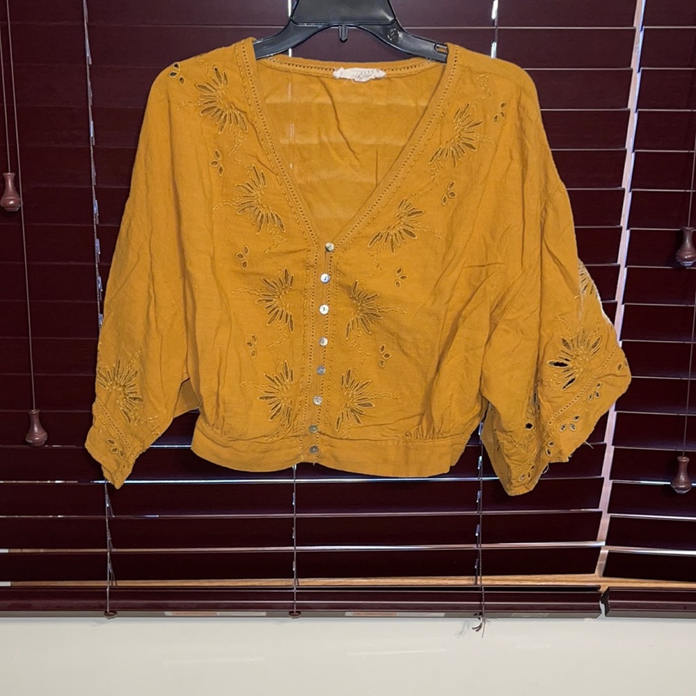 Love stitch dark yellow front button too